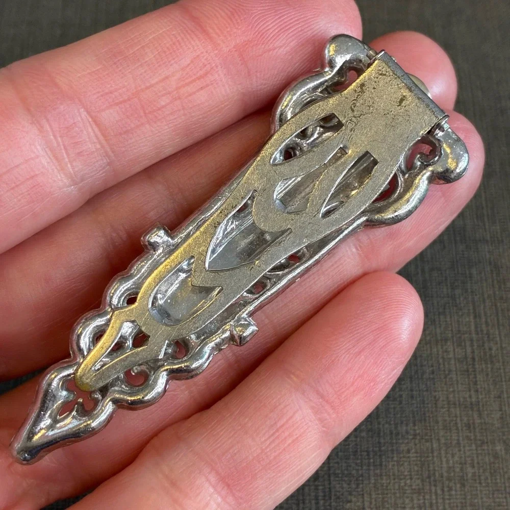 Vintage Art Deco Pot Metal Dress Clip Silver Tone Baguette Rhinestone 2.75